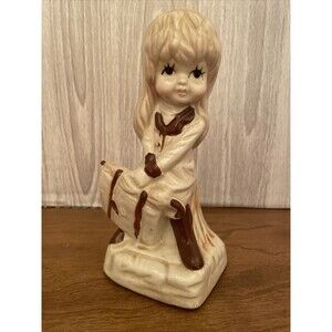 Vintage 6.5 Inch Girl Figurine Big Eyes Suitcase Umbrella Paris Made In Taiwan